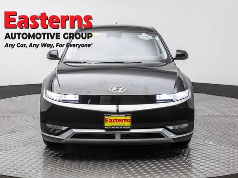 Used 2023 Hyundai Ioniq 5 SEL image 2