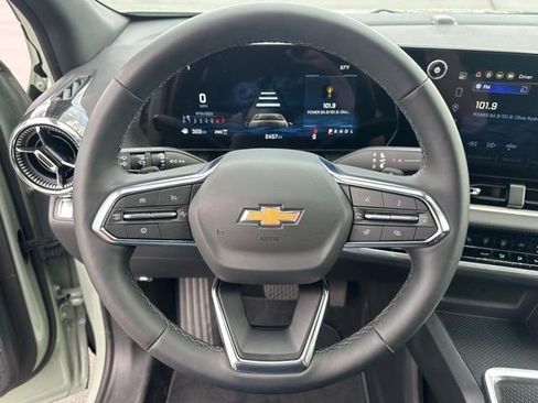 New 2026 Chevrolet Equinox LT AWD/4WD image 6