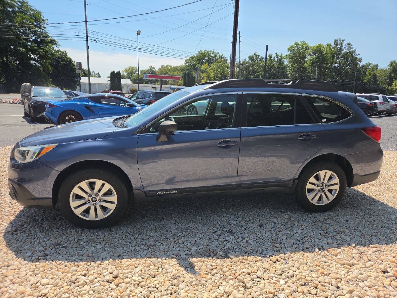 Used 2015 Subaru Outback 2.5i Premium AWD/4WD image 3