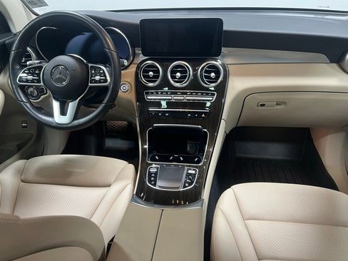 Used 2022 Mercedes-Benz GLC 300 4MATIC image 29