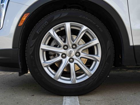 Used 2023 Cadillac XT4 Luxury FWD image 14