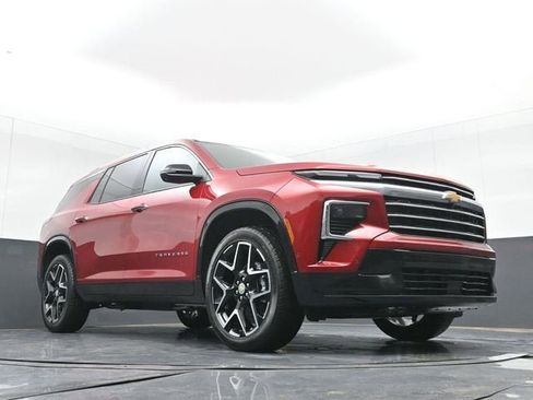 New 2026 Chevrolet Traverse High Country w/ LPO, Floor Liner Package FWD image 43