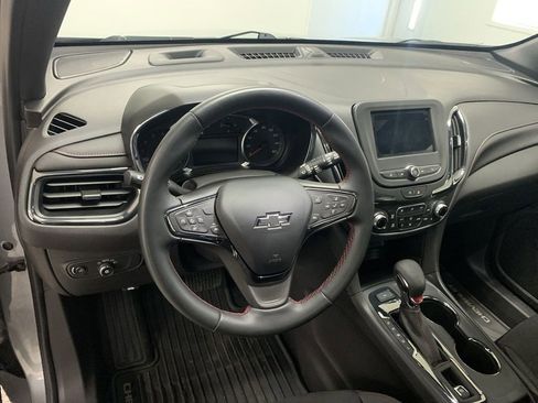 Used 2024 Chevrolet Equinox RS AWD/4WD image 14
