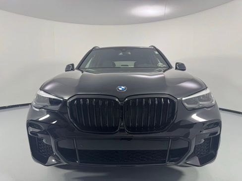 Used 2022 BMW X5 xDrive40i w/ M Sport Package image 2