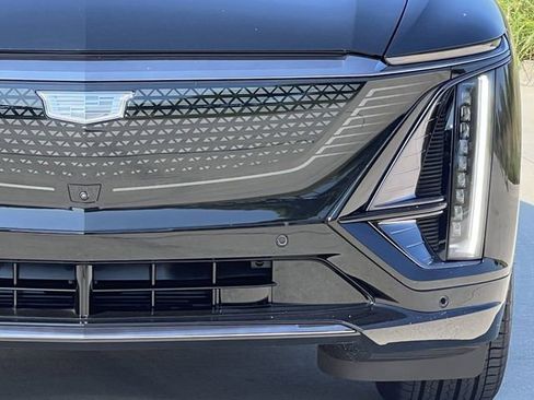 New 2026 Cadillac Lyriq Sport image 8