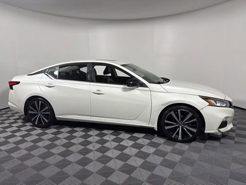 Used 2021 Nissan Altima 2.0 SR image 8