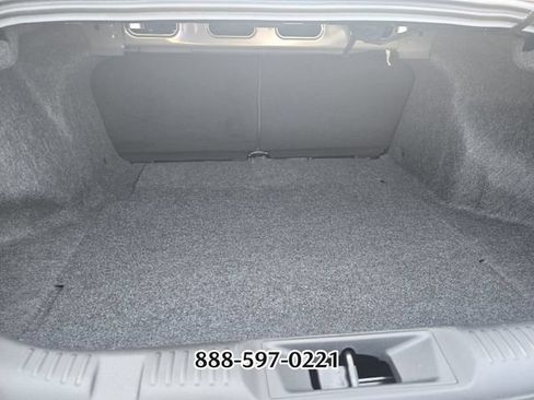 Used 2025 Ford Mustang GT Premium RWD image 17