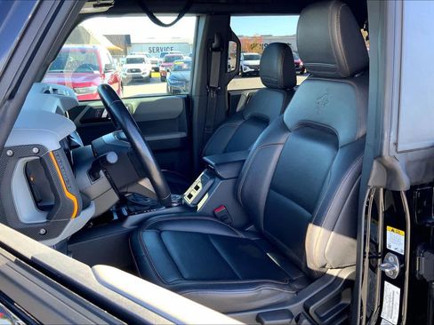 Used 2021 Ford Bronco Badlands image 7
