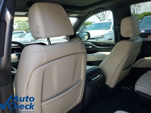 Used 2024 Cadillac Escalade Sport AWD/4WD image 14