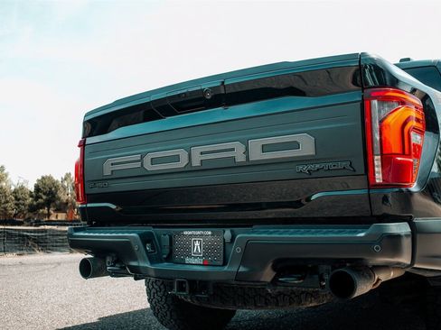Used 2024 Ford F150 Raptor AWD/4WD image 15