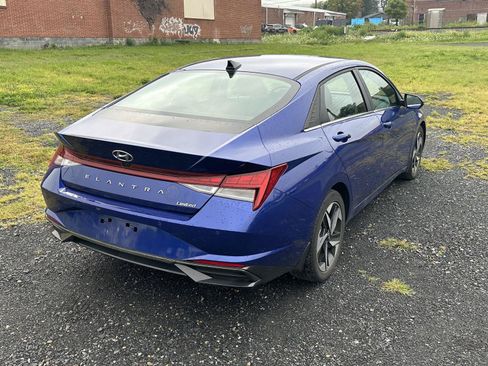 Certified 2023 Hyundai Elantra Limited FWD image 8