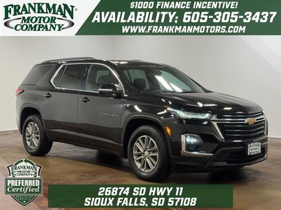 Used 2023 Chevrolet Traverse LT