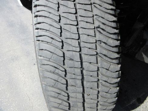 Used 2022 Ford F350 Limited AWD/4WD image 21
