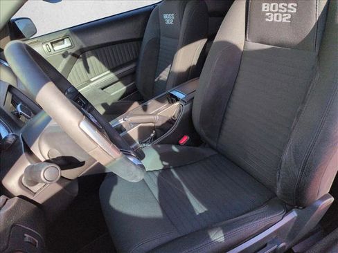 Used 2013 Ford Mustang Boss 302 w/ Boss 302 Accessory Pkg image 14