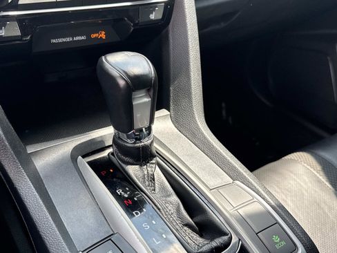 Used 2020 Honda Civic EX-L image 22