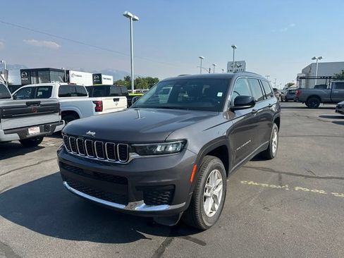 Used 2024 Jeep Grand Cherokee L Laredo w/ Trailer Tow Package AWD/4WD image 5