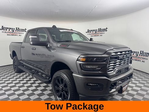 Used 2025 RAM 2500 Big Horn AWD/4WD image 6