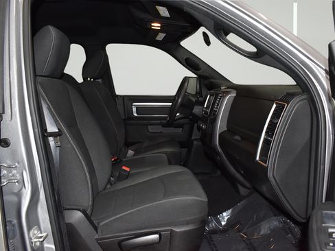 Used 2024 RAM 1500 Warlock AWD/4WD image 15