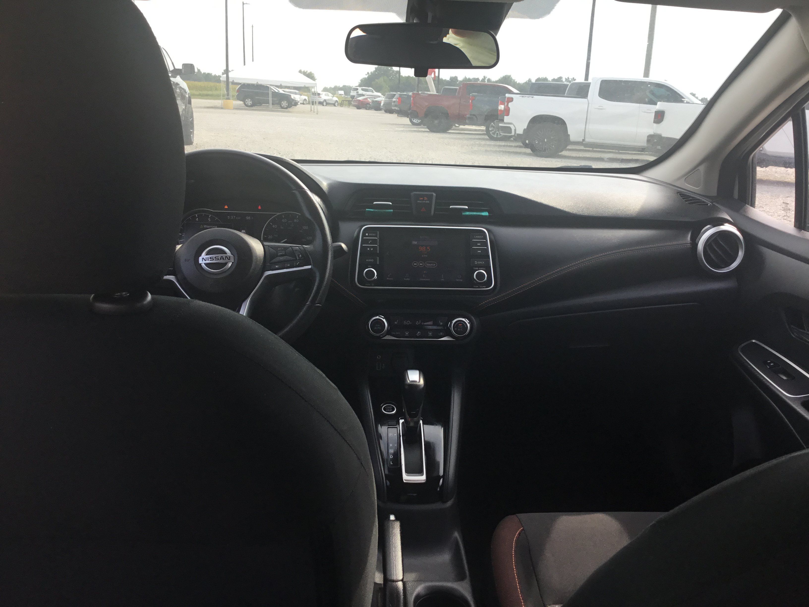 Used 2022 Nissan Versa SR w/ Convenience Package FWD image 12
