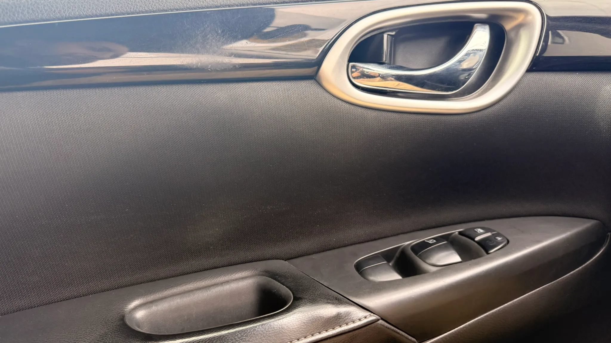 Used 2019 Nissan Sentra SV FWD image 25