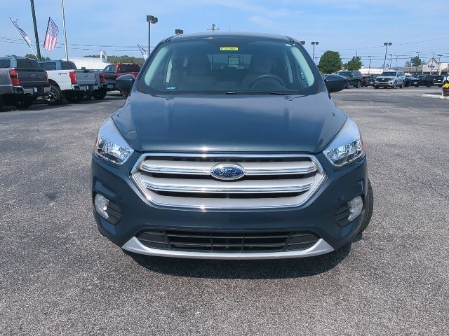 Used 2019 Ford Escape SE FWD image 4