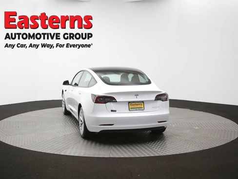 Used 2022 Tesla Model 3 Long Range AWD/4WD image 31