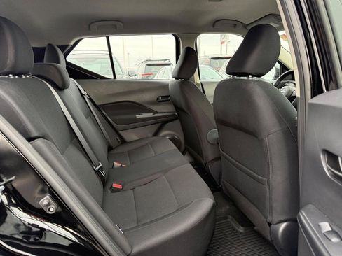 Used 2025 Nissan Kicks Play S image 10