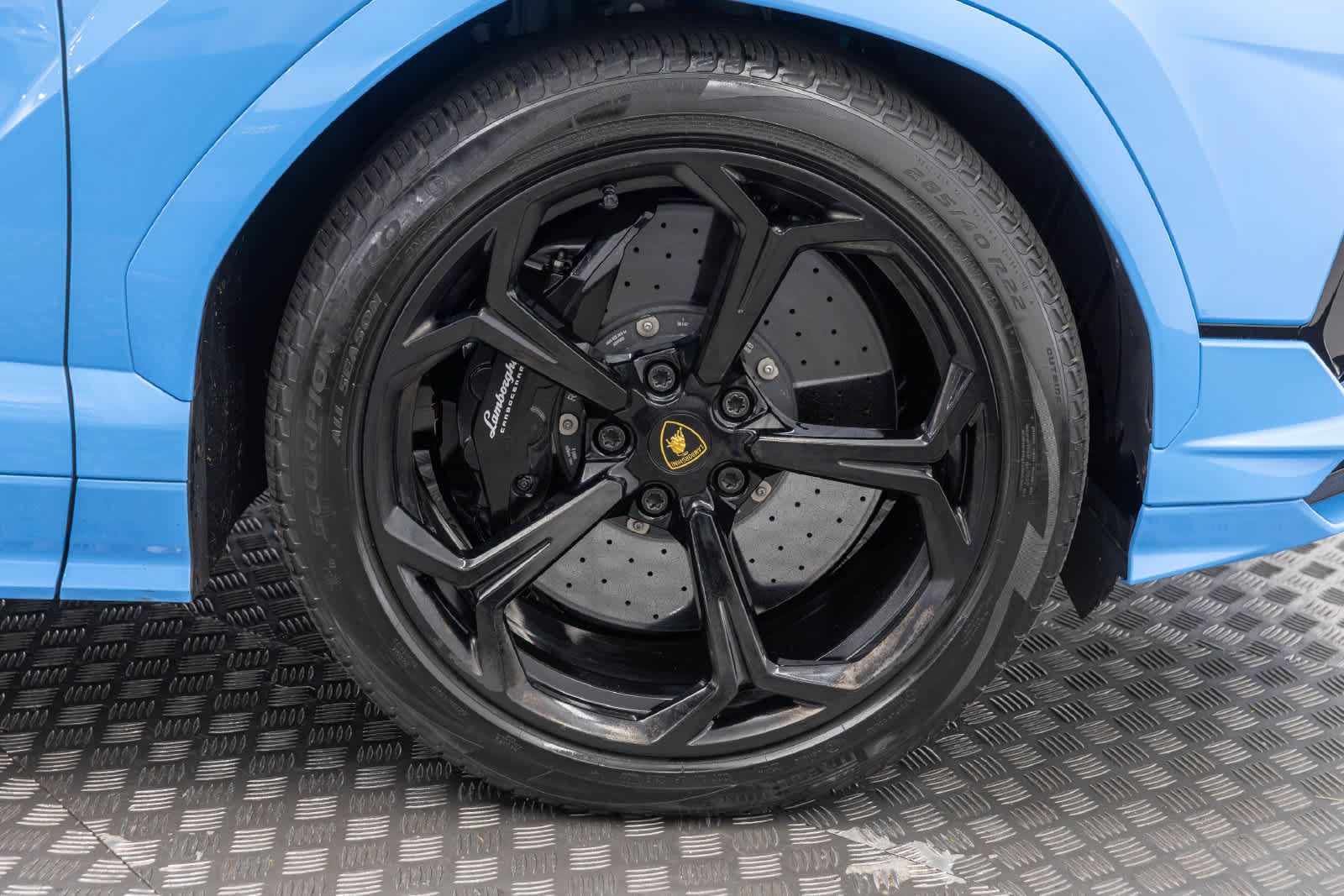 Used 2023 Lamborghini Urus S AWD/4WD image 56