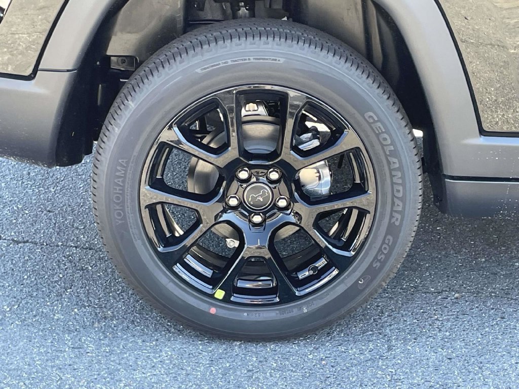 New 2027 Jeep Compass Latitude AWD/4WD image 13