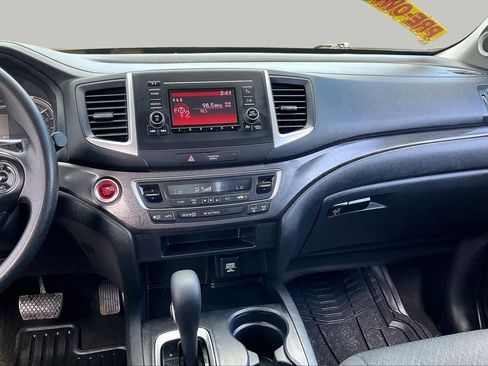 Used 2018 Honda Ridgeline Sport image 7