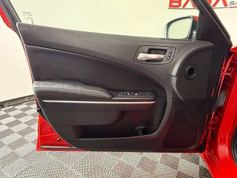 Used 2021 Dodge Charger SXT w/ Leather Interior Group RWD image 19