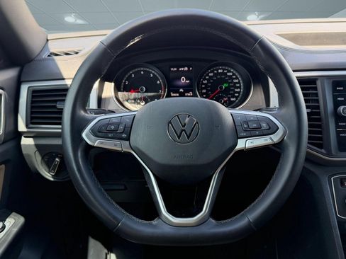 Used 2020 Volkswagen Atlas Cross Sport SE FWD image 10