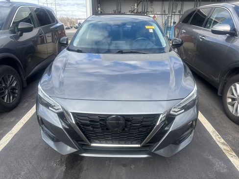 Certified 2022 Nissan Sentra SR image 2