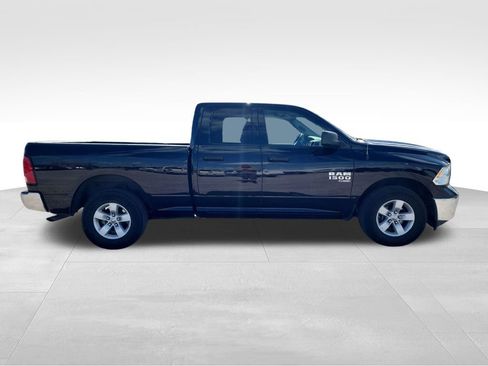 Used 2024 RAM 1500 Classic SLT image 9