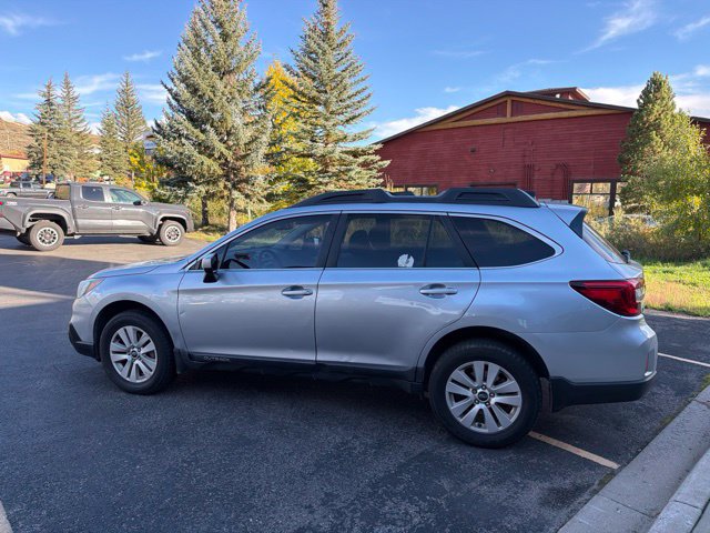 Used 2016 Subaru Outback 2.5i Premium AWD/4WD image 16