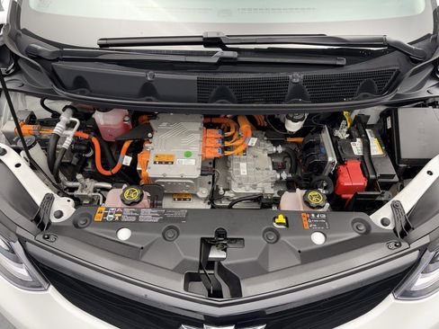 Used 2018 Chevrolet Bolt LT image 7