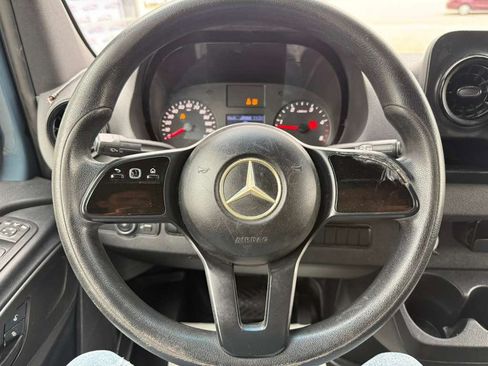 Used 2019 Mercedes-Benz Sprinter 170 image 8