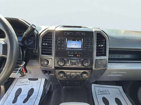 Used 2022 Ford F250 XL w/ Power Equipment Group image 11