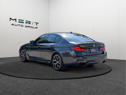 Used 2021 BMW M550i xDrive w/ Premium Package AWD/4WD image 7