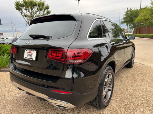 Used 2020 Mercedes-Benz GLC 300 w/ Parking Assistance Package image 9