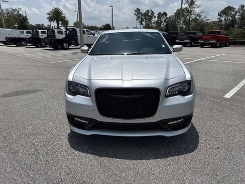 Used 2021 Chrysler 300 S w/ S Model Appearance Package RWD image 8