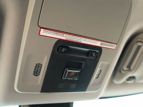 Used 2021 Toyota Camry SE image 29