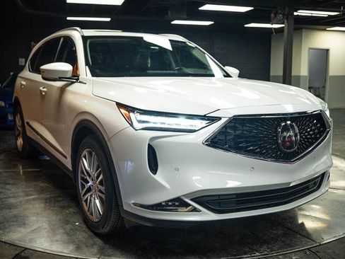 Used 2024 Acura MDX SH-AWD w/ Advance Package image 5