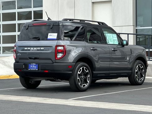 Certified 2023 Ford Bronco Sport Outer Banks AWD/4WD image 3