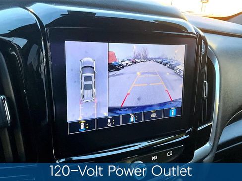 Certified 2023 Chevrolet Traverse LT w/ LT Premium Package image 18