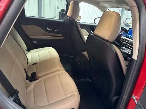 Used 2025 Lincoln Corsair AWD image 21