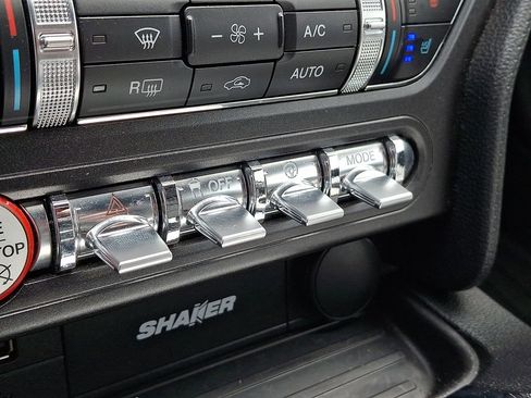 Used 2017 Ford Mustang GT Premium image 26