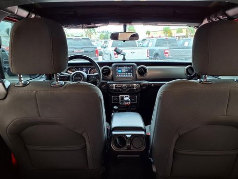 Used 2019 Jeep Wrangler Sport image 14