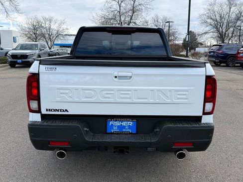 New 2026 Honda Ridgeline Black Edition image 6