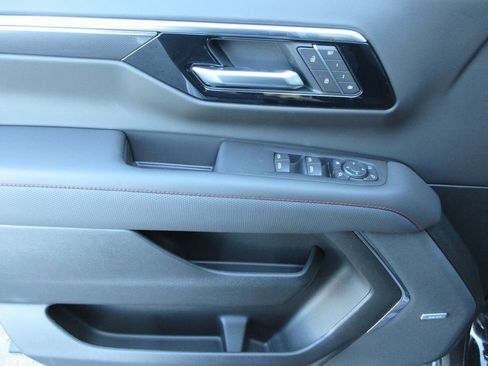 New 2026 Chevrolet Suburban RST w/ Comfort Package AWD/4WD image 23